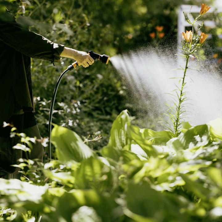 Actual product image Fiskars Spray gun, 3 functions, Infinitely variable flow rate, With front control and on/off switch, With