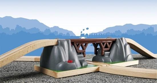 Actual product image Brio Collapse Bridge