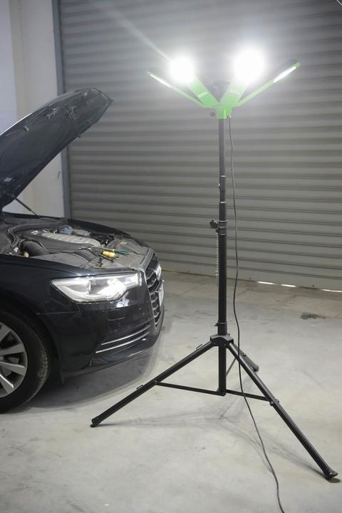 Actual product image Berg LED SPOTLIGHT BCL 360° STAR LED 120 TS 30 (230V-EU) - IP65 (12000 lm)