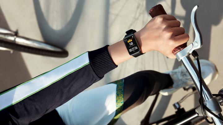 Actual product image Huawei Watch Fit (41.60 mm)