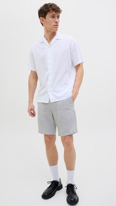 Actual product image Jack & Jones Tapered Fit Shorts Shorts (M)