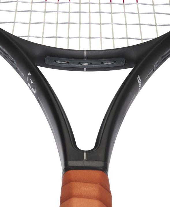 Actual product image Wilson RF 01 (2, 320 g)