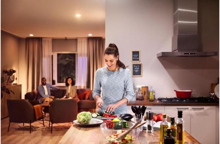 Immagine prodotto Philips Hue White & Color Ambiance BT (E27, 9 W, 1100 lm, 2 x, F)