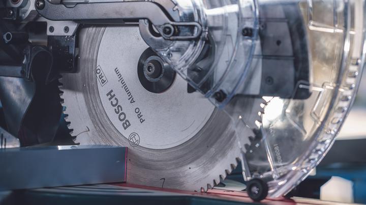 Productafbeelding Bosch Professional Zubehör Cirkelzaagblad Standaard voor Aluminium, 216x2,2/1,6x30, 64 tanden