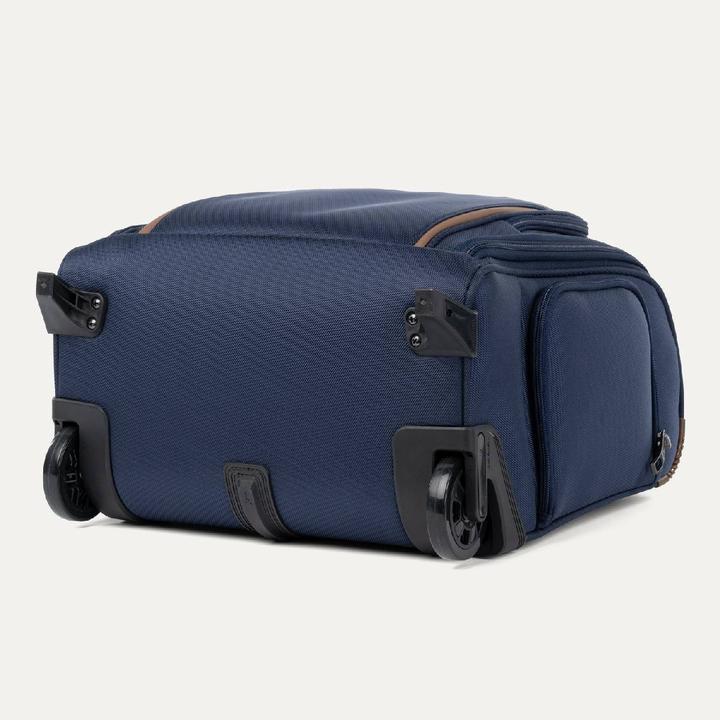 Immagine prodotto Travelpro Crew - Classic Rolling UnderSeat Carry-on, Patriotisch (24.50 l, Bagaglio a mano (fino a 50 litri))