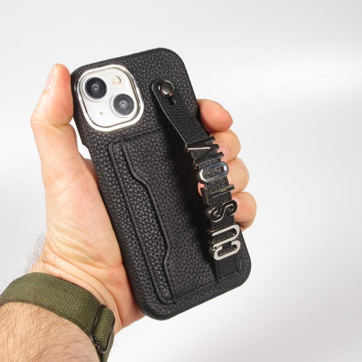 Produktbild PhoneLook Hülle Individuell angefertigte Lederhülle mit silbernem Schriftzug + Lanyard und Kartenfach (Apple iPhone 15)