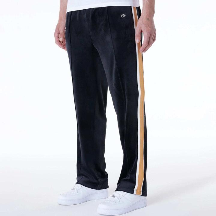 Produktbild New Era Jogginganzug aus Velours New York Yankees Track (XL)