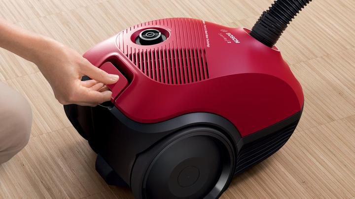 Actual product image Bosch Hausgeräte Series 2 BGBS2RD1H vacuum 3.5 L Dry Dust bag