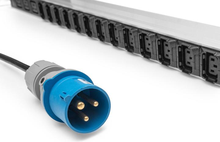 Produktbild Digitus Basis IT PDU, 1-phasig 16A, 24 x C13, 3 x C19, 3 m Zuleitung, IEC 60309 16 A Stecker