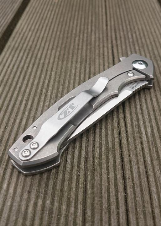 Image du produit Zero ZT 0450 Couteau de poche Sinkevich avec manche en titane (8.50 cm)