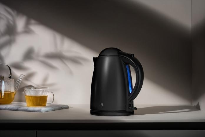 Produktbild WMF STELIO Wasserkocher 1,7l deep black (1.70 l, EU-Stecker)