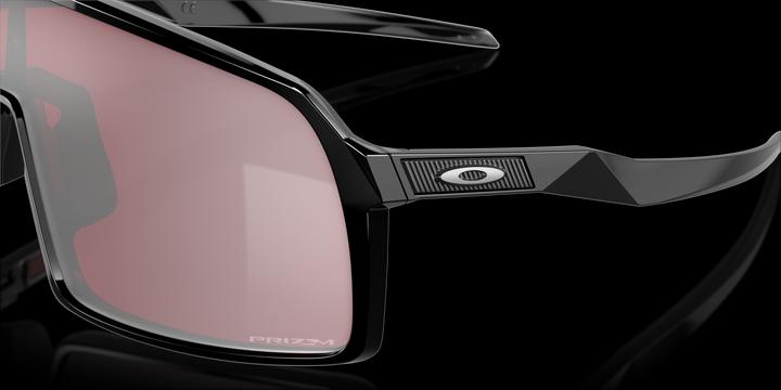 Actual product image Oakley Sutro (Black, Red)