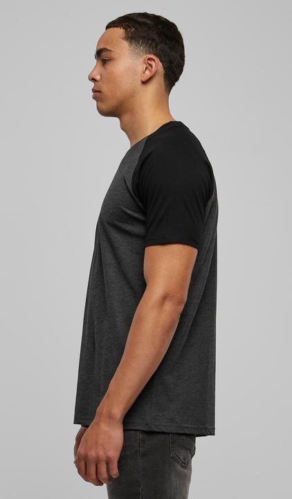 Actual product image Urban Classics Raglan Contrast Tee (S)