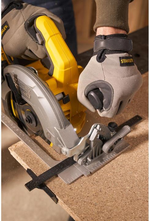Image du produit Stanley Scie circulaire sans fil FatMax V20 SFMCS550M2K (18V, 4.0Ah, sans balai, profondeur de coupe sans