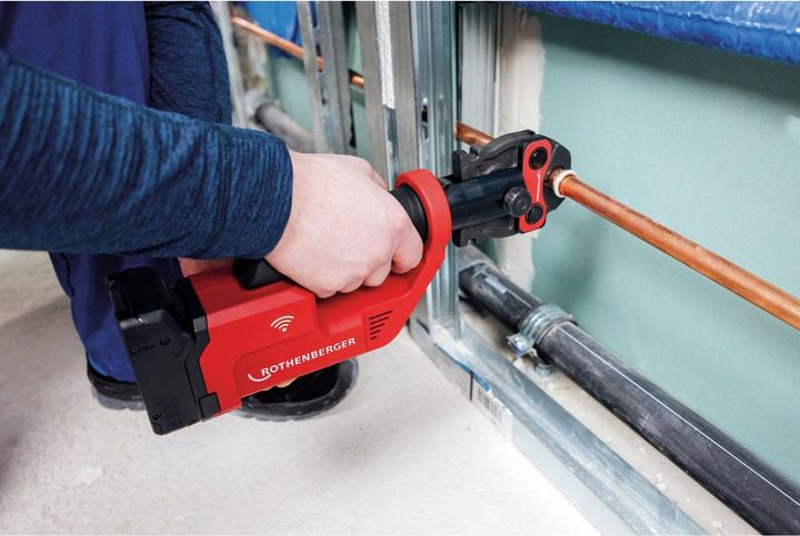 Produktbild Rothenberger Pressmaschine ROMAX COMPACT III Set M15-22-28 | 18Volt, 1x 2,0 Ah Akku, EU, CAS