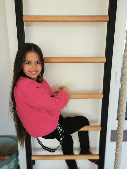 Actual product image BenchK Wall shelf system 210B