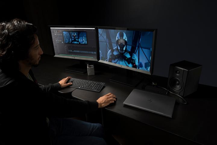 Produktbild HP ZBook Studio G5 Mobiler Arbeitsplatz (15.6 Zoll) Ultra HD Intel® Core™ i9 DDR4-SDRAM SSD NVIDIA (15.60", Intel Core i9-8950HK, 16 GB, 512 GB)