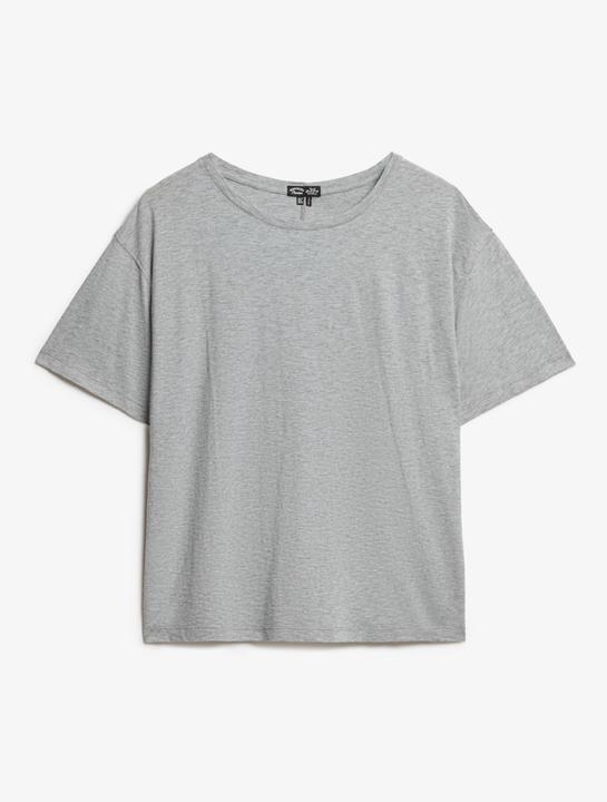 Actual product image Superdry Studios Dropped Shoulder Tee (8)