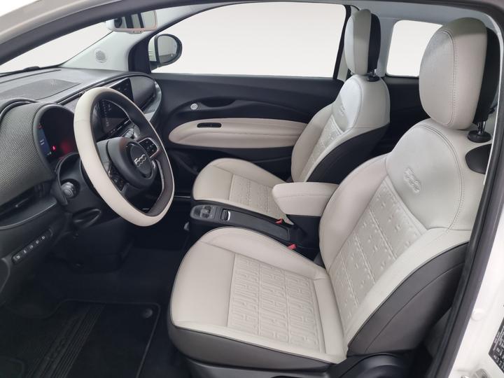 Actual product image Fiat 500 electric 87 kW La Prima by Bocelli Top (Electric, 119 hp)