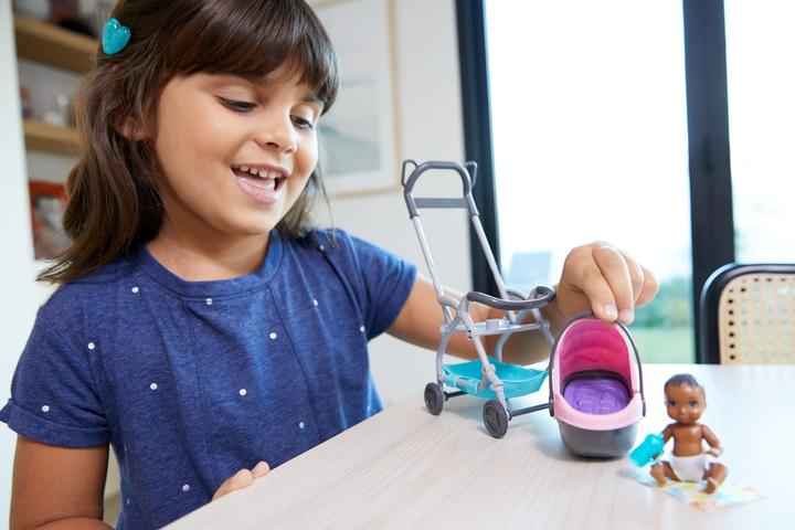 Actual product image Barbie Skipper Babysitters
