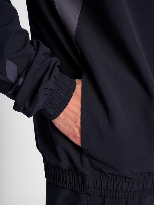 Image du produit hummel Hmltravel Woven Jacket (M)