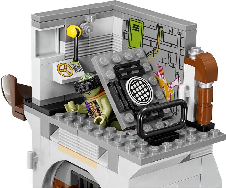 Image du produit LEGO Teenage Mutant Ninja Attaque de la cachette de la tortue (79117)