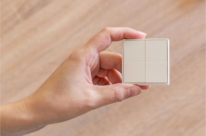 Produktbild Shelly BLU Wall Switch 4 - Stand-Alone