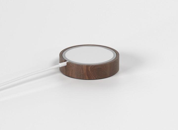 Actual product image Exquisite Gaming Mini Dock for Magsafe