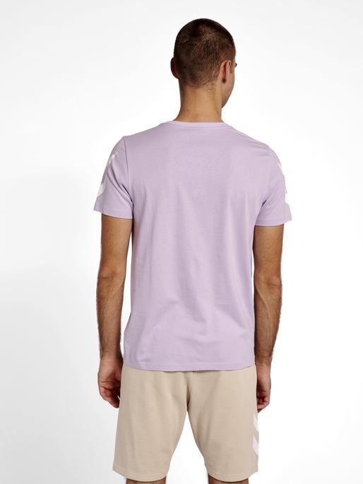 Actual product image hummel Legacy Chevron T-Shirt (XXS)