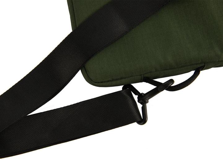 Actual product image Incase Transfer Sleeve for MacBook up to 14" - Highland Green (13")