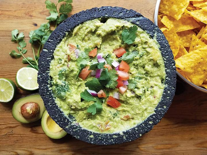 Produktbild RSVP International mexikanischer Molcajete, Vulkanstein