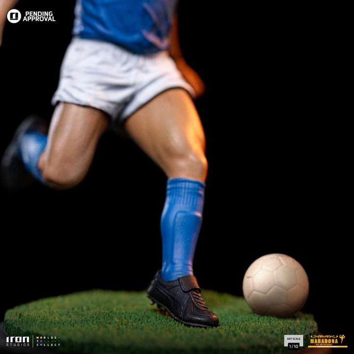 Actual product image Iron Studios Diego Armando Maradona