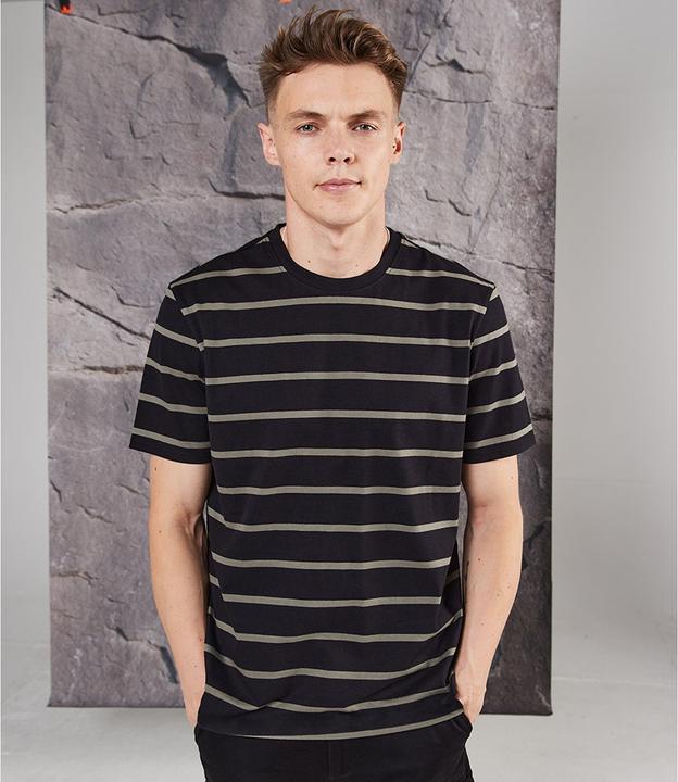 Actual product image Front Row Tshirt (XS)
