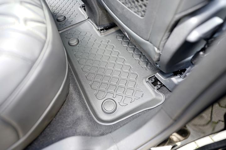 Produktbild Aristar Allwetter Fussmatten für Peugeot 3008 Hybrid und Hybrid4 ab 2019 (Mit Hi-Fi-System FOCAL) (1 Set à 4 Fussmatten)