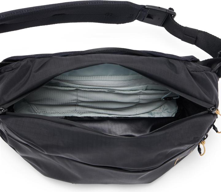 Actual product image Peak Design Outdoor Sling 7L (Camera hip bag, 7.50 l)