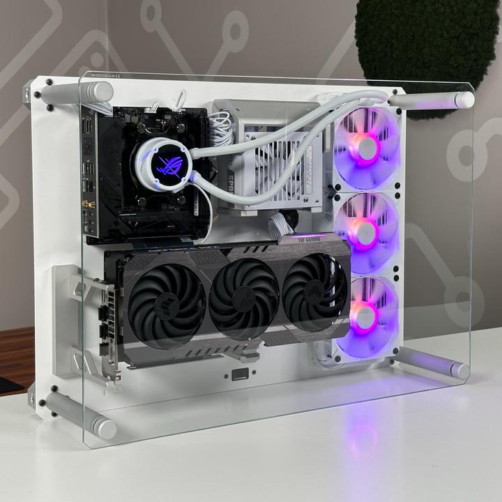 Image du produit Creative Solutions For Gamers CSFG Frostbite Boîtier mural - blanc, Micro-ITX (Micro-ITX)