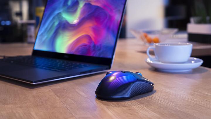 Produktbild Roccat Kone XP Air (Kabellos, Kabelgebunden)