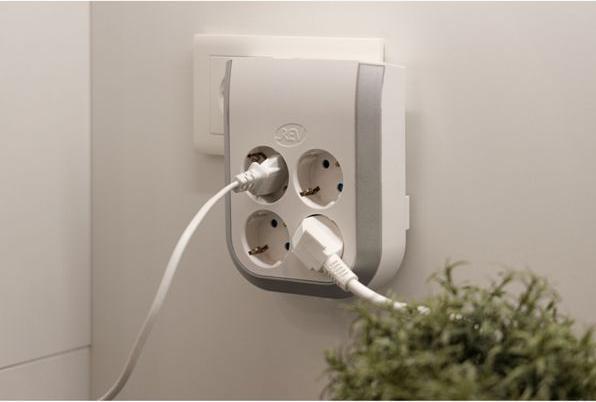 Actual product image REV MultiPower (4 x, CEE 7/3)