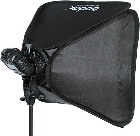 Godox Staffa Bowens tipo S + Softbox 60x60cm (Adattatore)