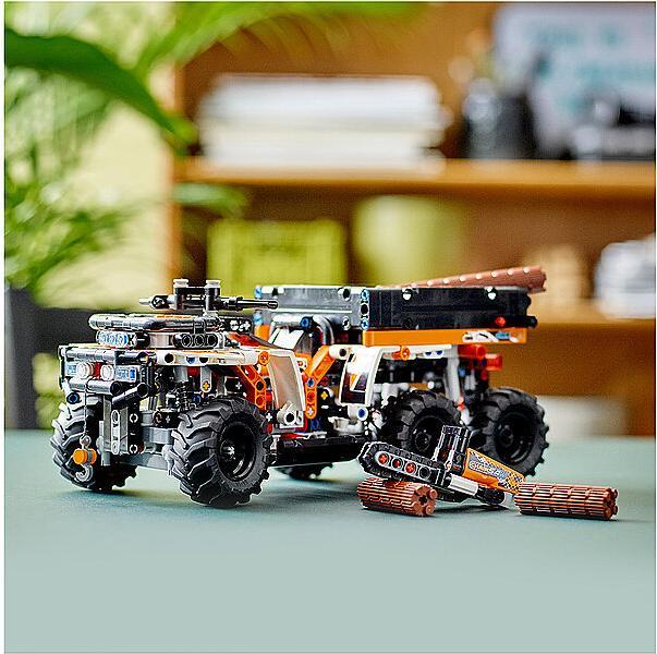 Produktbild LEGO Geländefahrzeug (42139, LEGO Technic)