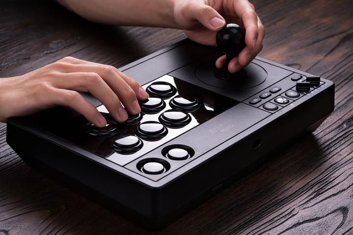 Produktbild 8bitdo Arcade Stick for Xbox (Xbox Series S, Xbox One S, PC, Xbox One X, Xbox Series X)