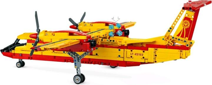 Image du produit LEGO Technic - Avion pompier (42152) (42152, LEGO Technic)