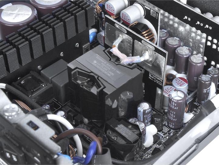 Image du produit Thermaltake Toughpower GF1 ARGB (650 W)