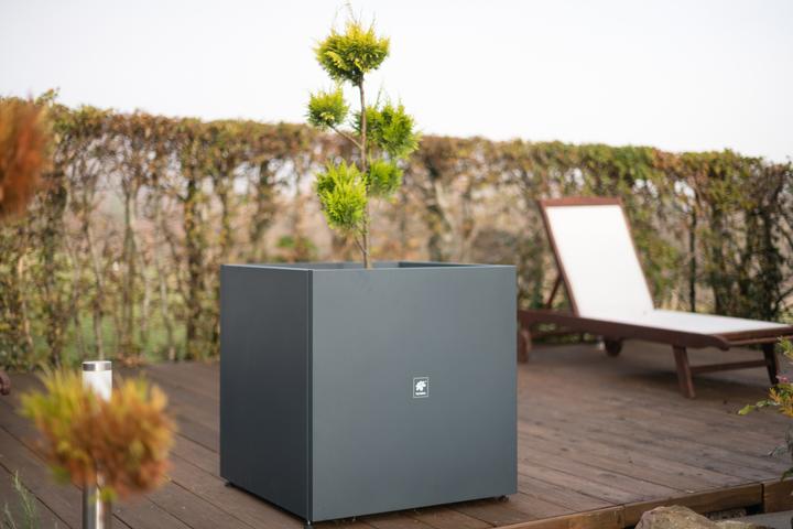 Image du produit Herstera Metal Planter Cube (70 cm)