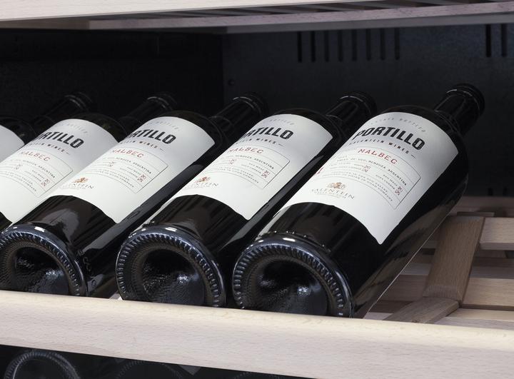 Produktbild Caso WineComfort 1260 Smart Weinkühler mit Kompressor Freistehend, 126 Flasche(n)