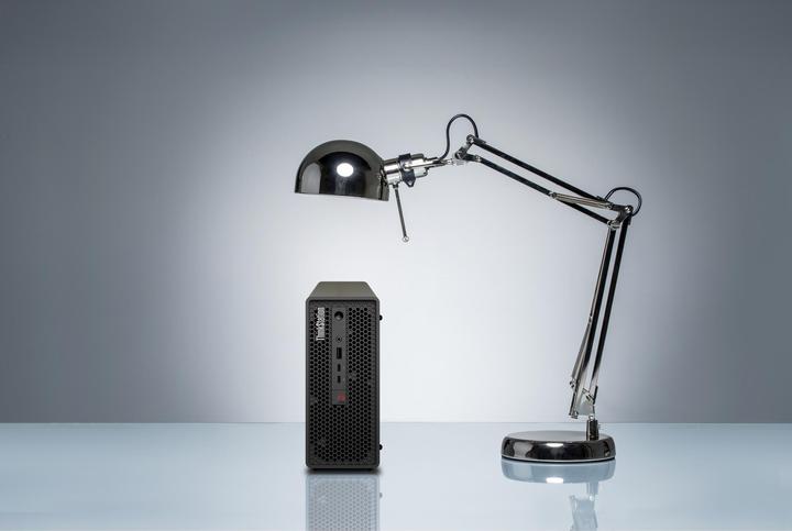 Actual product image Lenovo ThinkStation P3 Ultra (Intel Core i9-14900, 64 GB, 1000 GB, RTX A4000 Ada)