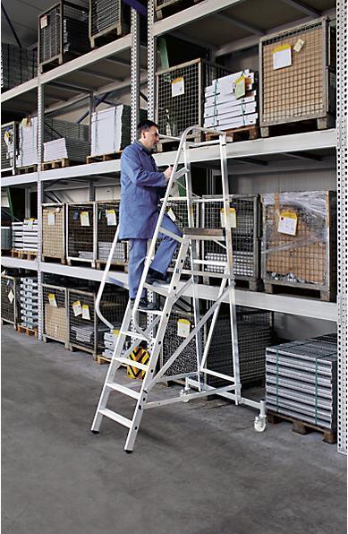 Produktbild eurokraft pro Alu-Plattformleiter (Plattformleiter, 177 cm)