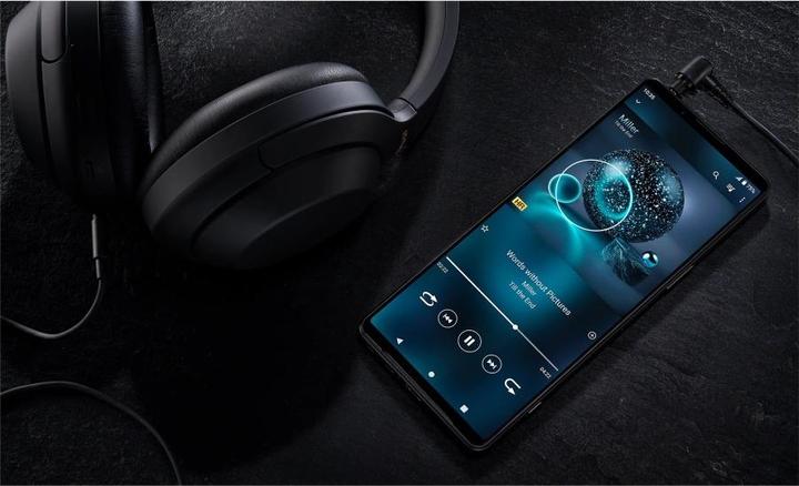 Immagine prodotto Sony Xperia 1 V (256 GB, Nero, 6.50", Doppia SIM Ibrida, 48 Mpx, 5G)