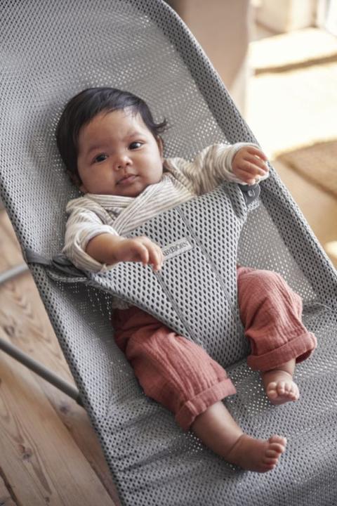 Immagine prodotto BabyBjörn Sdraietta Bliss, Mesh Grey 006018