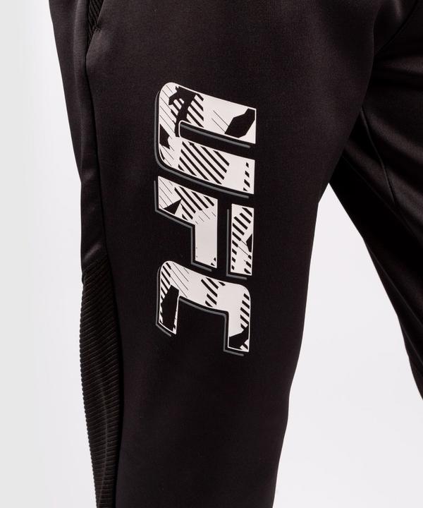Produktbild UFC | Venum Authentic Fight Week Herrenhose (XS)